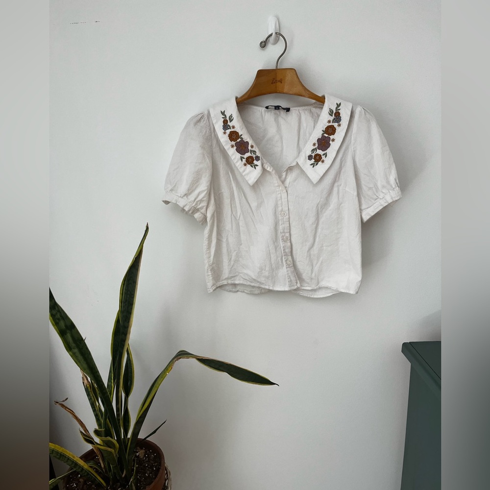 Glimpse of the garden embroidered modcloth blouse, size 10